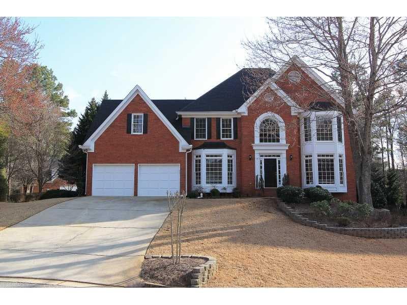6 bedroom, 5,438 sq ft single family residence sold at 925 Ladbroke Lane, Alpharetta, GA 30022