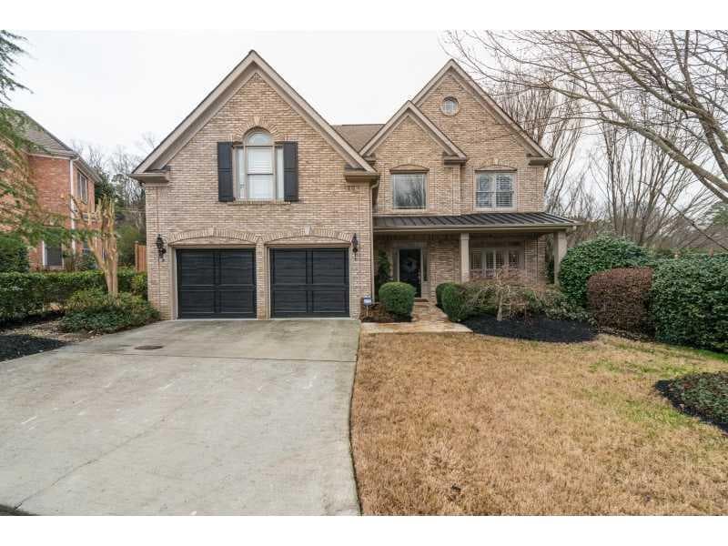 4 bedroom, 2,835 sq ft single family residence sold at 979 Nottingham Lane, Atlanta, GA 30319
