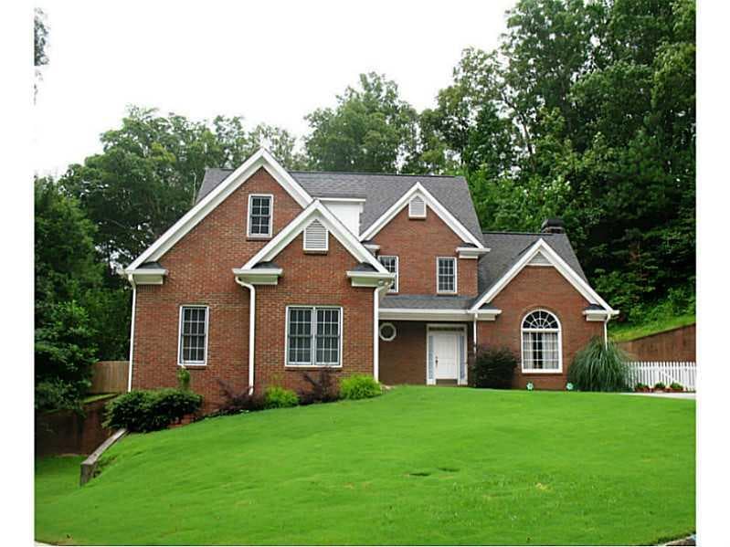 4 bedroom, 3,204 sq ft single family residence sold at 922 Tara Lane, Canton, GA 30115