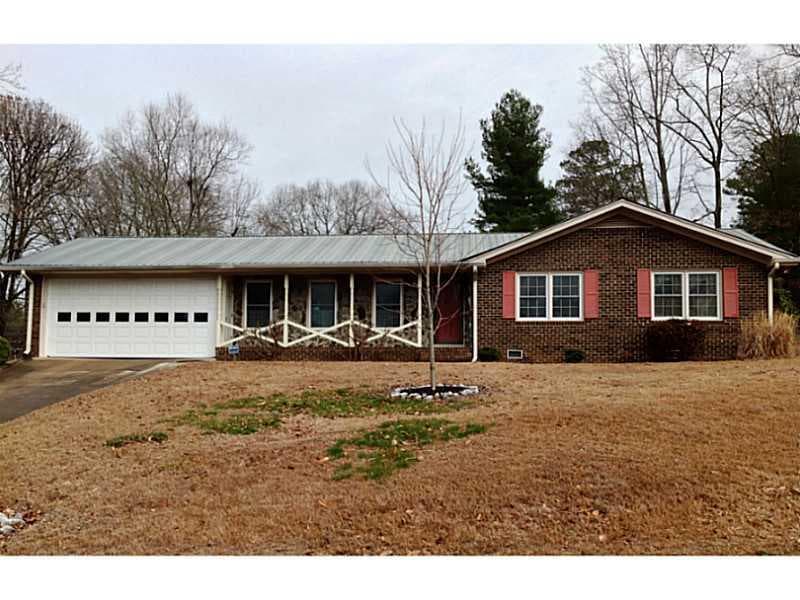 3 bedroom single family residence sold at 1164 Springway Drive, Gainesville, GA 30501