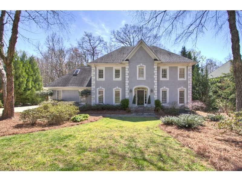5 bedroom single family residence sold at 7735 Dunvegan Close Drive, Dunwoody, GA 30350