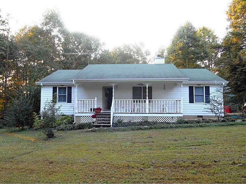 3 bedroom single family residence sold at 872 Deadwyler Road, Maysville, GA 30558