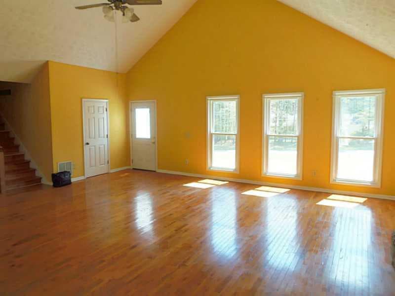 4 bedroom, 3,360 sq ft single family residence sold at 423 Shoni Lane, Woodstock, GA 30189
