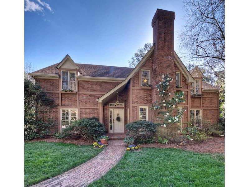 5 bedroom, 4,642 sq ft single family residence sold at 2817 Normandy Drive, Atlanta, GA 30305
