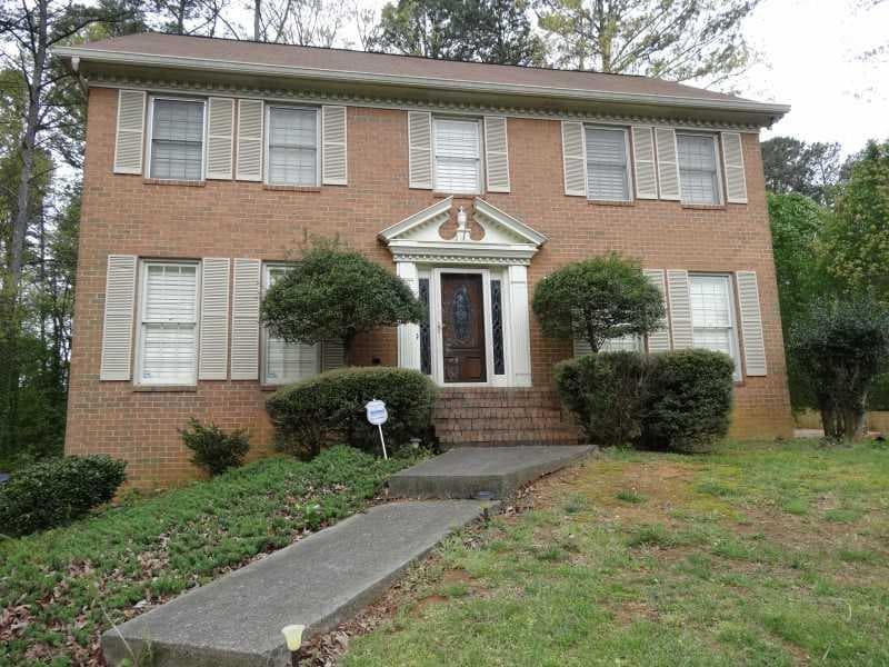 4 bedroom single family residence sold at 145 Lakeside Drive, Kennesaw, GA 30144