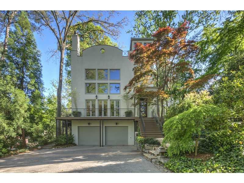 4 bedroom, 3,693 sq ft single family residence sold at 115 E Wesley Road, Atlanta, GA 30305