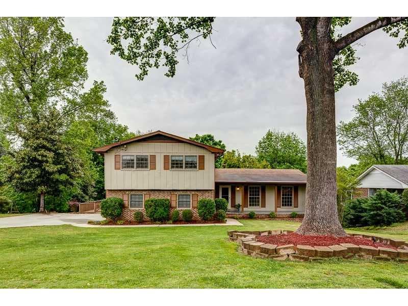 3 bedroom, 2,696 sq ft single family residence sold at 3798 Kinnard Drive, Atlanta, GA 30360
