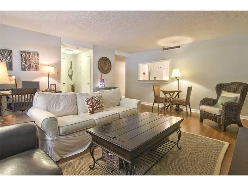 1 bedroom, 752 sq ft condominium sold at 2965 Pharr Court South 103, Atlanta, GA 30305