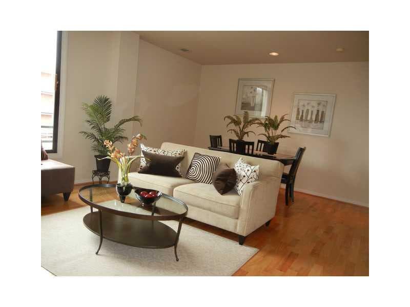 1 bedroom, 819 sq ft condominium sold at 1421 Peachtree Street 304, Atlanta, GA 30309