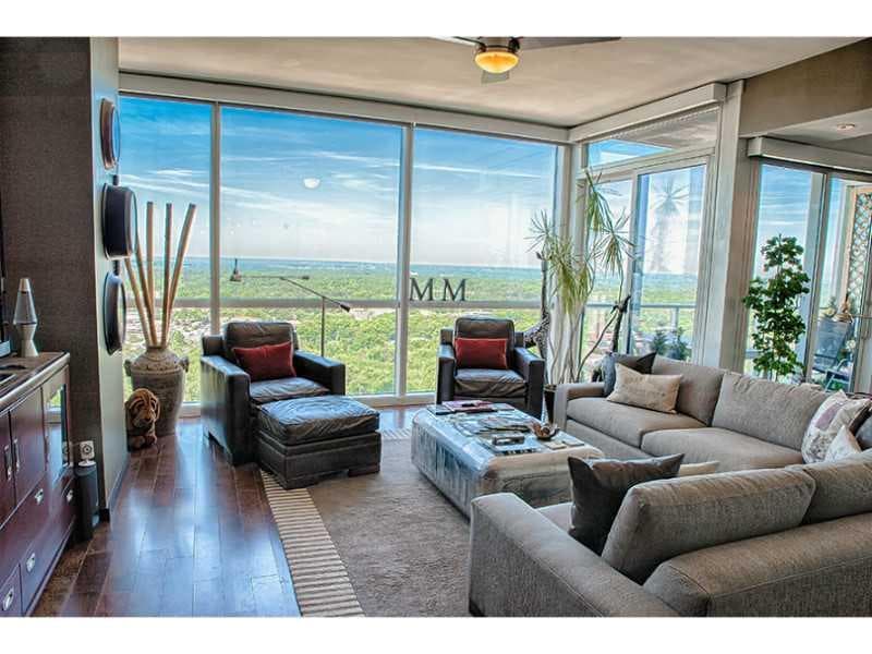 4 bedroom, 2,762 sq ft condominium sold at 3325 Piedmont Road 3002, Atlanta, GA 30305