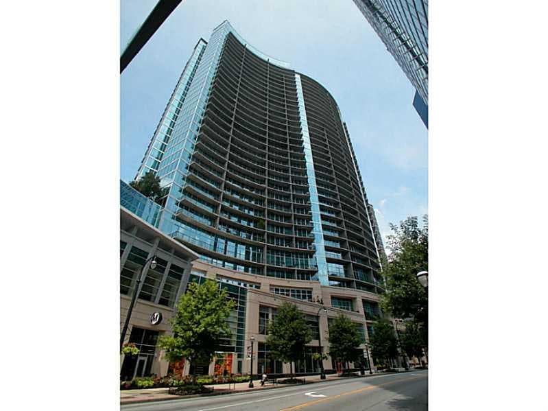 1 bedroom, 879 sq ft condominium sold at 1080 Peachtree Street 1816, Atlanta, GA 30309