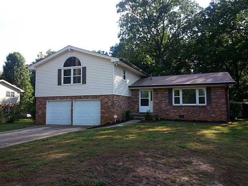 867 Paden Drive, Lawrenceville, GA 30044 — most recent listing photo
