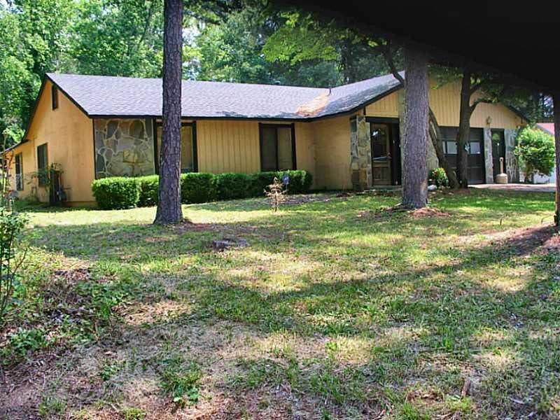 4 bedroom, 1,882 sq ft single family residence sold at 939 TIMBERCLAIR Way, Lithonia, GA 30058