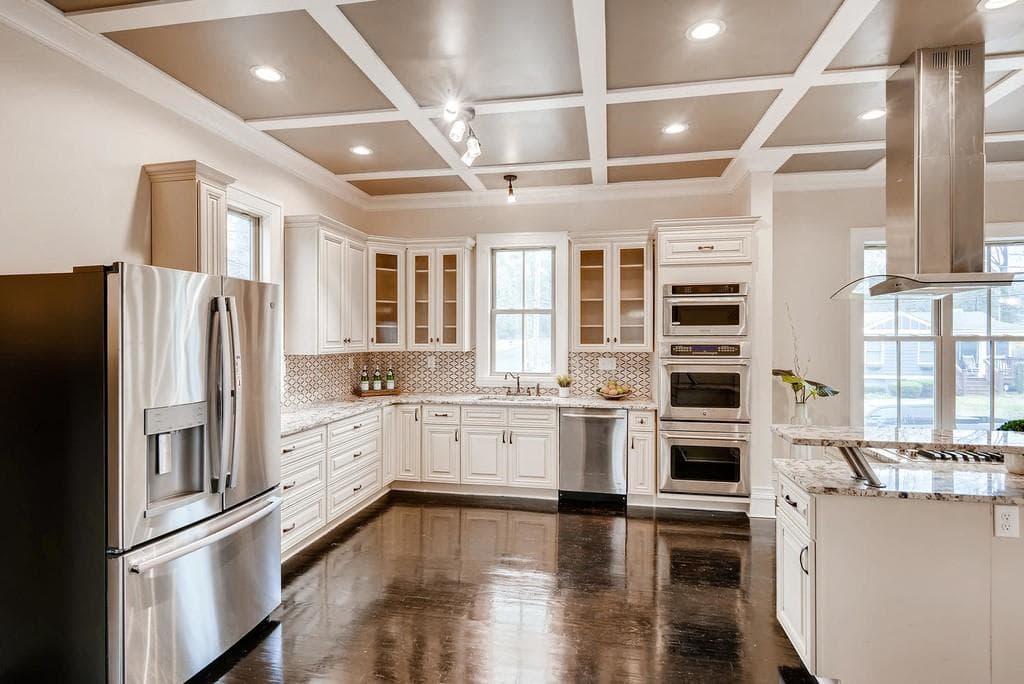 5 bedroom, 6 bathroom, 3,941 sq ft single family residence sold at 1369 Sargent Avenue, Atlanta, GA 30316