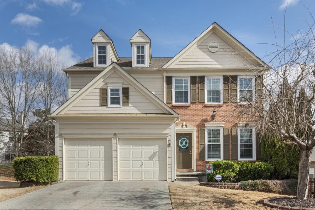 3 bedroom, 3 bathroom, 2,034 sq ft single family residence sold at 220 Lembeth Court, Alpharetta, GA 30004