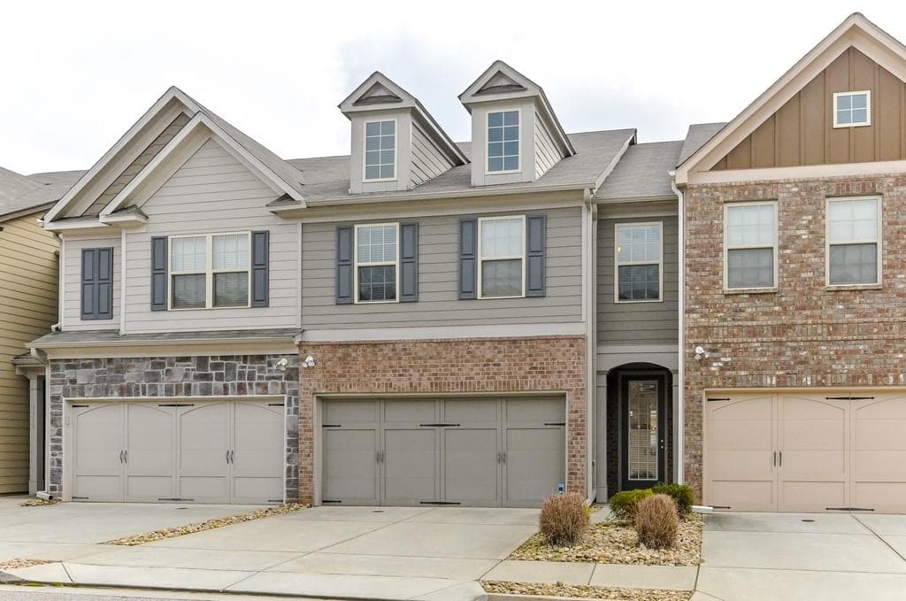 3328 Desoto Road, Snellville, GA 30078 — most recent listing photo