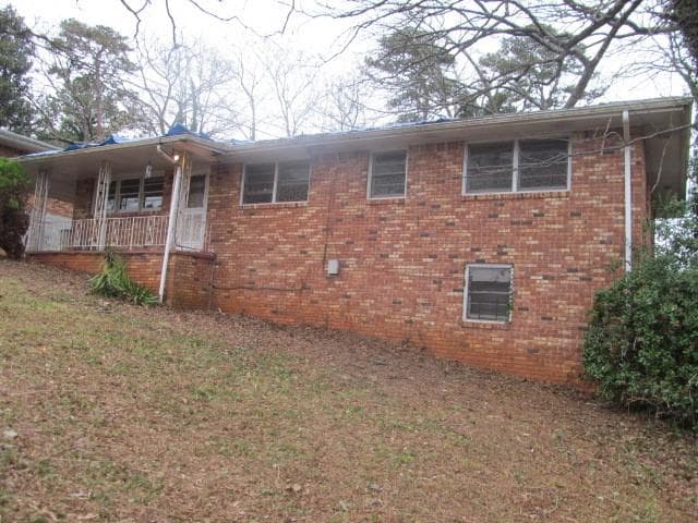3 bedroom, 2 bathroom, 1,335 sq ft single family residence sold at 1552 Boulderwoods Drive, Atlanta, GA 30316