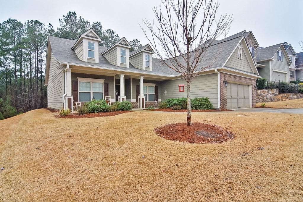 3 bedroom, 2 bathroom, 1,900 sq ft single family residence sold at 319 Fieldstone Lane, Dallas, GA 30132