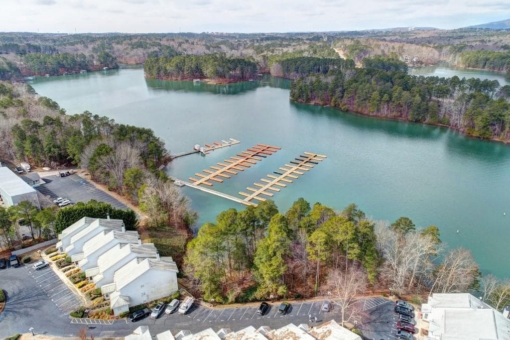 2 bedroom, 2 bathroom, 1,446 sq ft condominium sold at 2300 Habersham Marina Drive 103, Cumming, GA 30041