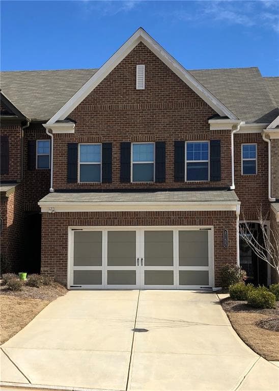 3 bedroom, 3 bathroom, 1,895 sq ft townhouse sold at 1755 Hampton Oaks Drive, Alpharetta, GA 30004