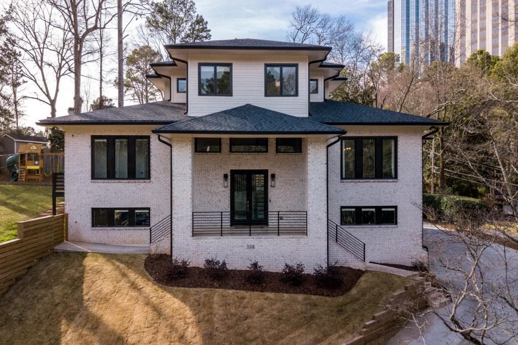 5 bedroom, 5 bathroom single family residence sold at 3318 Lenox Place, Atlanta, GA 30324