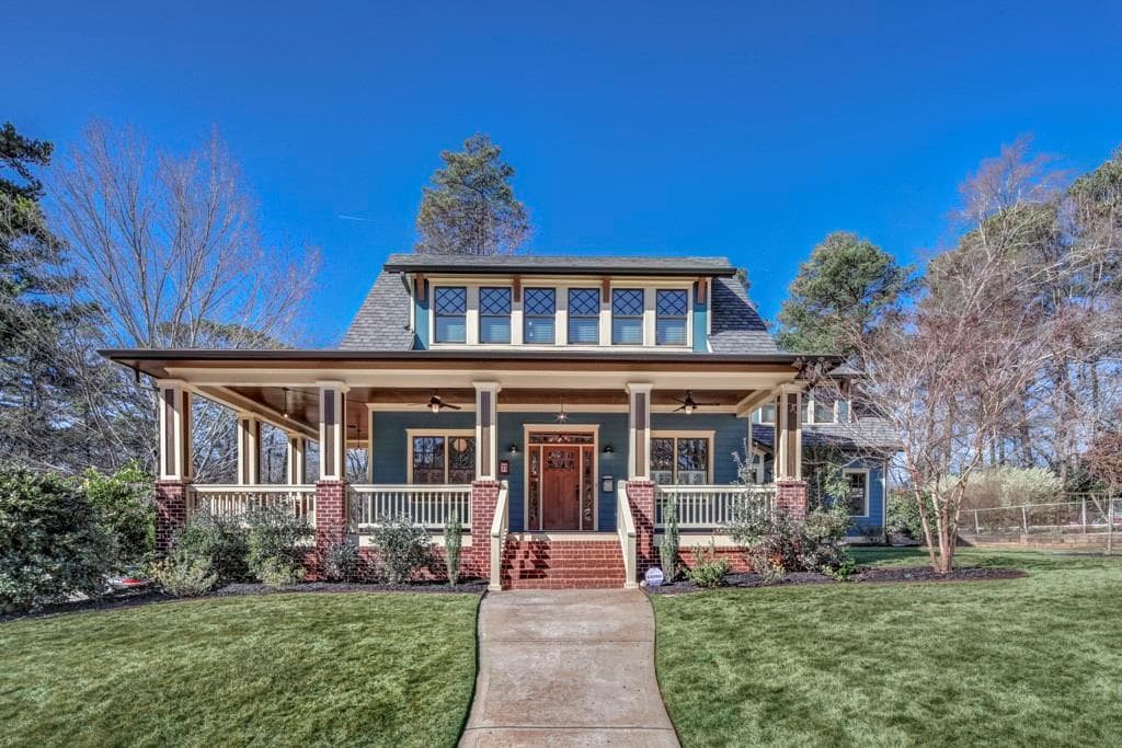 33 Lakeshore Drive, Avondale Estates, GA 30002 — most recent listing photo