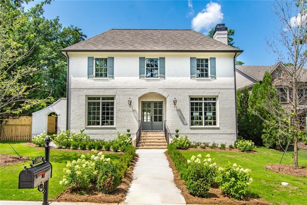 4 bedroom, 5 bathroom, 4,003 sq ft single family residence sold at 1050 Wimberly Road, Brookhaven, GA 30319