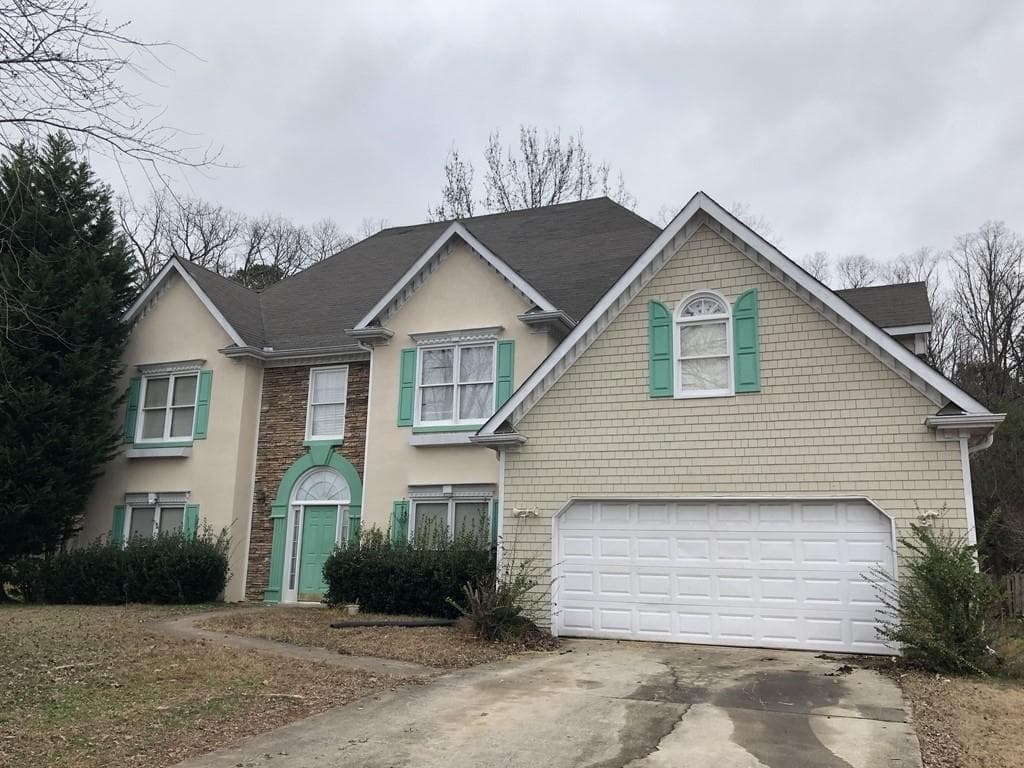 4 bedroom, 3 bathroom, 3,175 sq ft single family residence sold at 2839 Autumn Lake Lane, Decatur, GA 30034