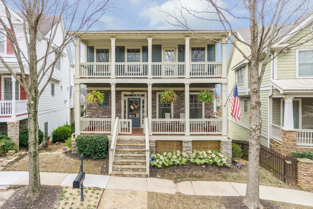 4 bedroom, 4 bathroom, 2,240 sq ft single family residence sold at 1682 CARR Circle, Atlanta, GA 30318