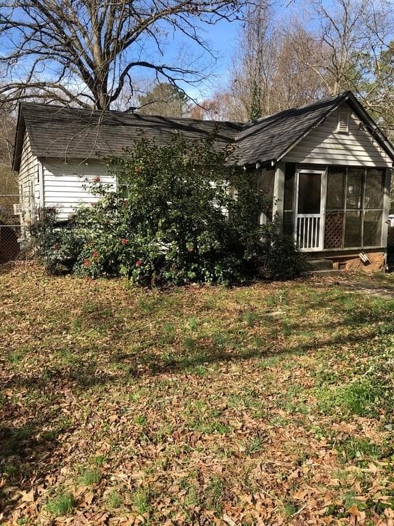 2 bedroom, 1 bathroom single family residence sold at 890 TANNER Drive, Scottdale, GA 30079