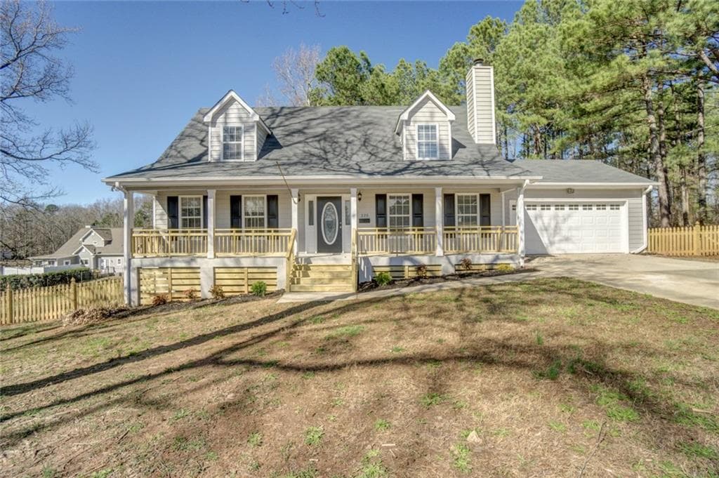 3 bedroom, 3 bathroom, 1,660 sq ft single family residence sold at 220 Ivey Lane, Winder, GA 30680