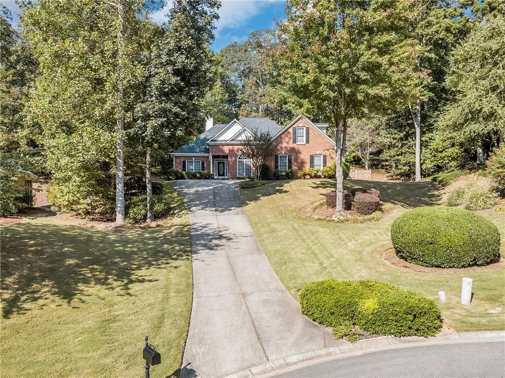 4 bedroom, 4 bathroom, 2,537 sq ft single family residence sold at 2735 Ivey Crossing Trail, Cumming, GA 30041