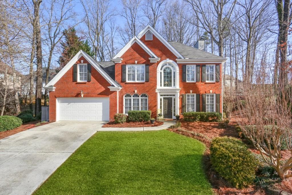 5 bedroom, 3 bathroom, 2,423 sq ft single family residence sold at 4825 Cardigan Court, Suwanee, GA 30024