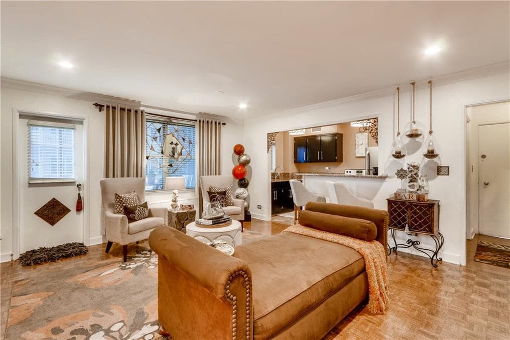 300 Peachtree Street 14-O, Atlanta, GA 30308 — most recent listing photo