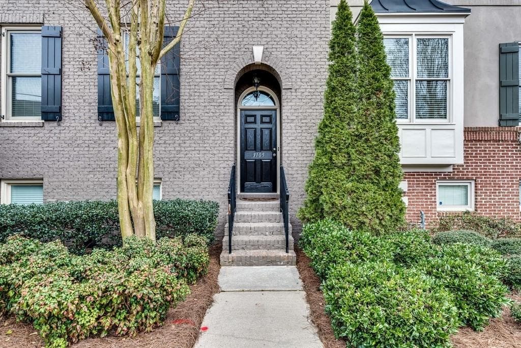 3 bedroom, 4 bathroom, 2,276 sq ft townhouse sold at 3105 NICHOLS Street, Smyrna, GA 30080