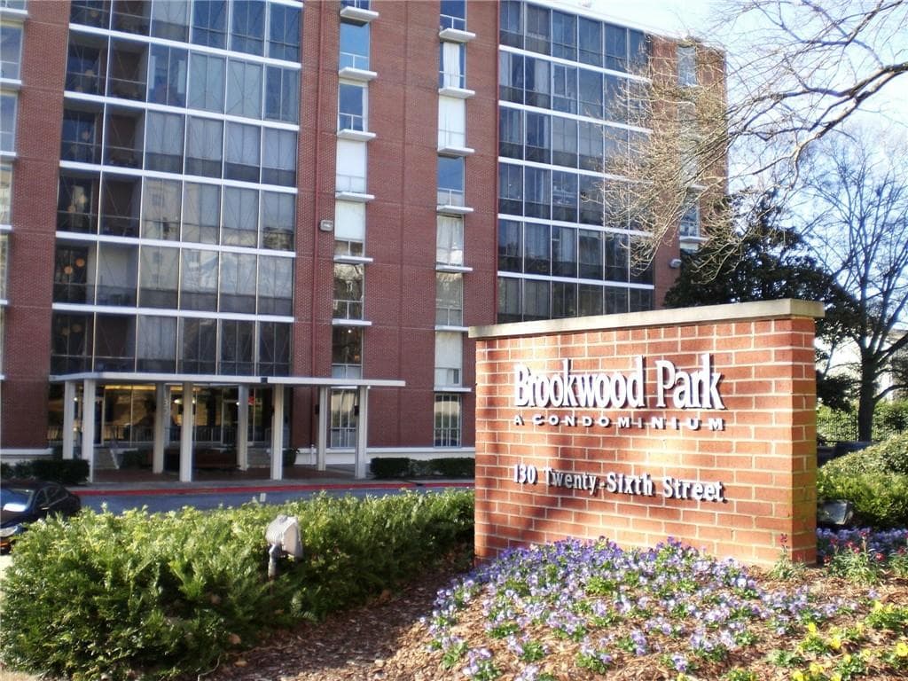 2 bedroom, 1 bathroom, 1,150 sq ft condominium sold at 130 26th Street 111, Atlanta, GA 30309