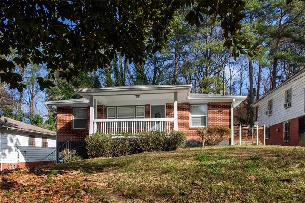 3 bedroom, 1 bathroom, 1,064 sq ft single family residence sold at 155 Holly Road, Atlanta, GA 30314