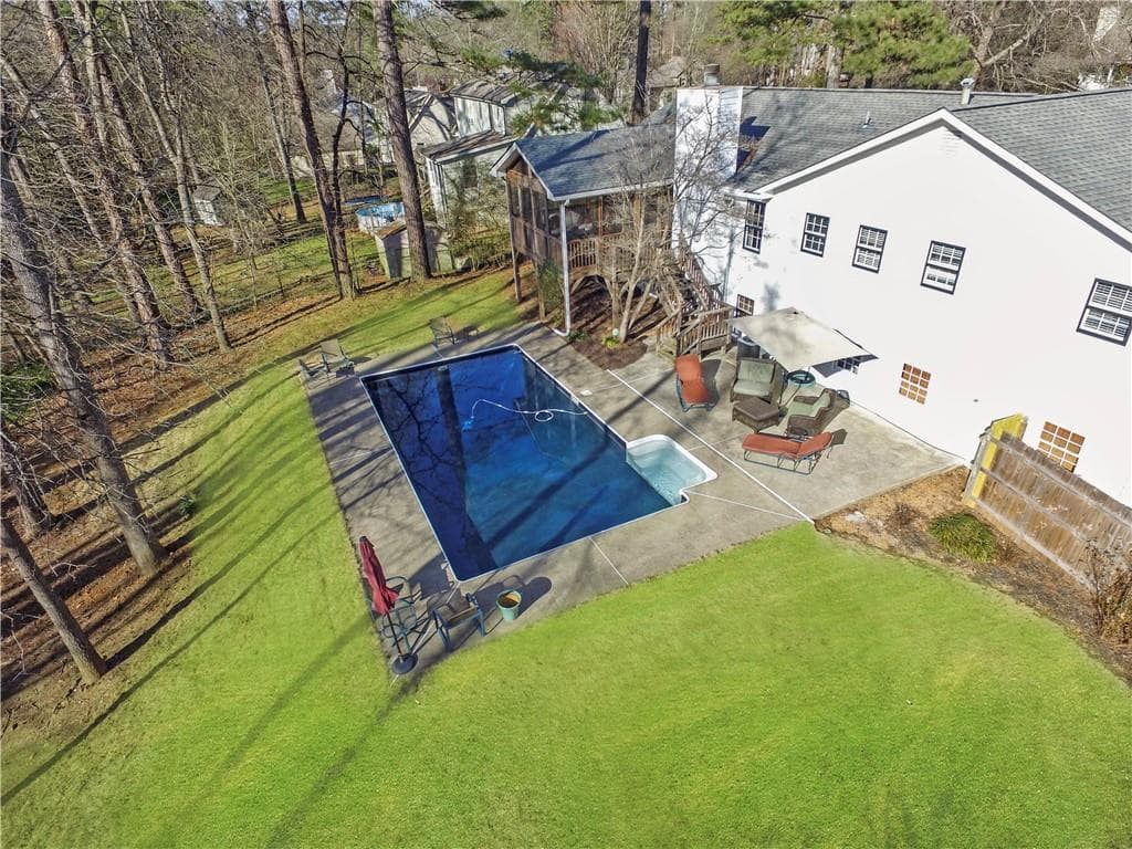 4 bedroom, 3 bathroom, 2,400 sq ft single family residence sold at 70 Farmington Drive, Woodstock, GA 30188