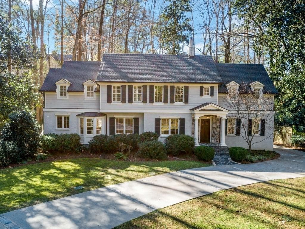 4 bedroom, 5 bathroom, 4,148 sq ft single family residence sold at 3982 Club Drive, Atlanta, GA 30319
