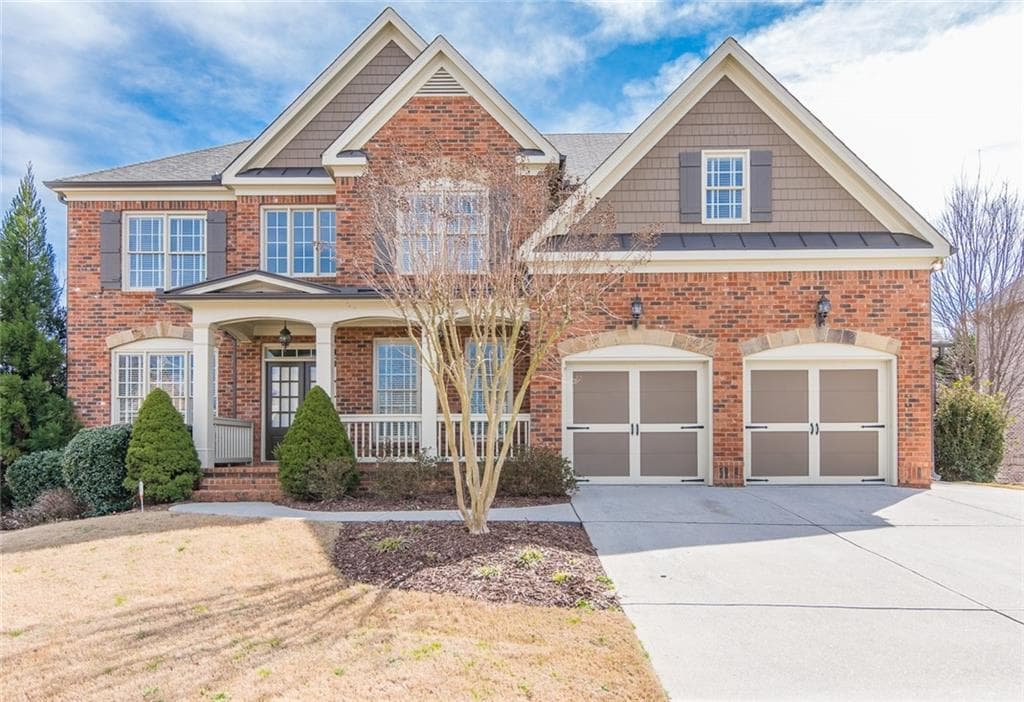 7 bedroom, 5 bathroom, 5,373 sq ft single family residence sold at 176 Ashleigh Walk Parkway, Suwanee, GA 30024