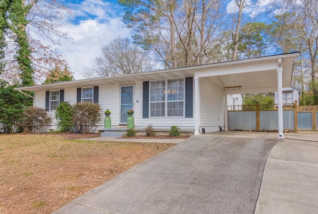 4 bedroom, 2 bathroom, 1,600 sq ft single family residence sold at 1771 SHAWNEE Place, Smyrna, GA 30080