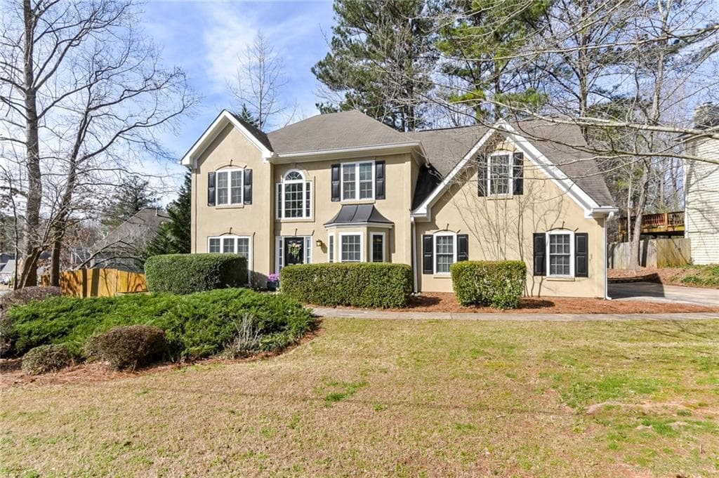 4 bedroom, 3 bathroom, 2,124 sq ft single family residence sold at 4913 Farm Valley Drive, Woodstock, GA 30188