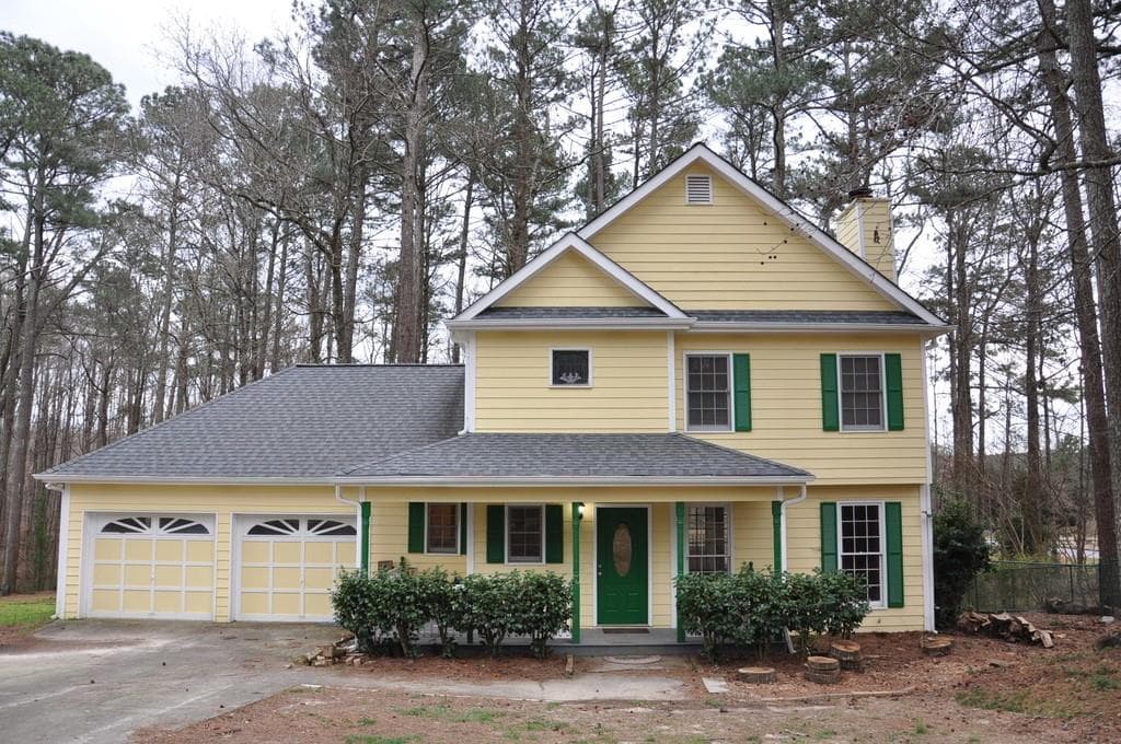 3 bedroom, 3 bathroom, 1,746 sq ft single family residence sold at 1005 Country Walk Court, Lawrenceville, GA 30043