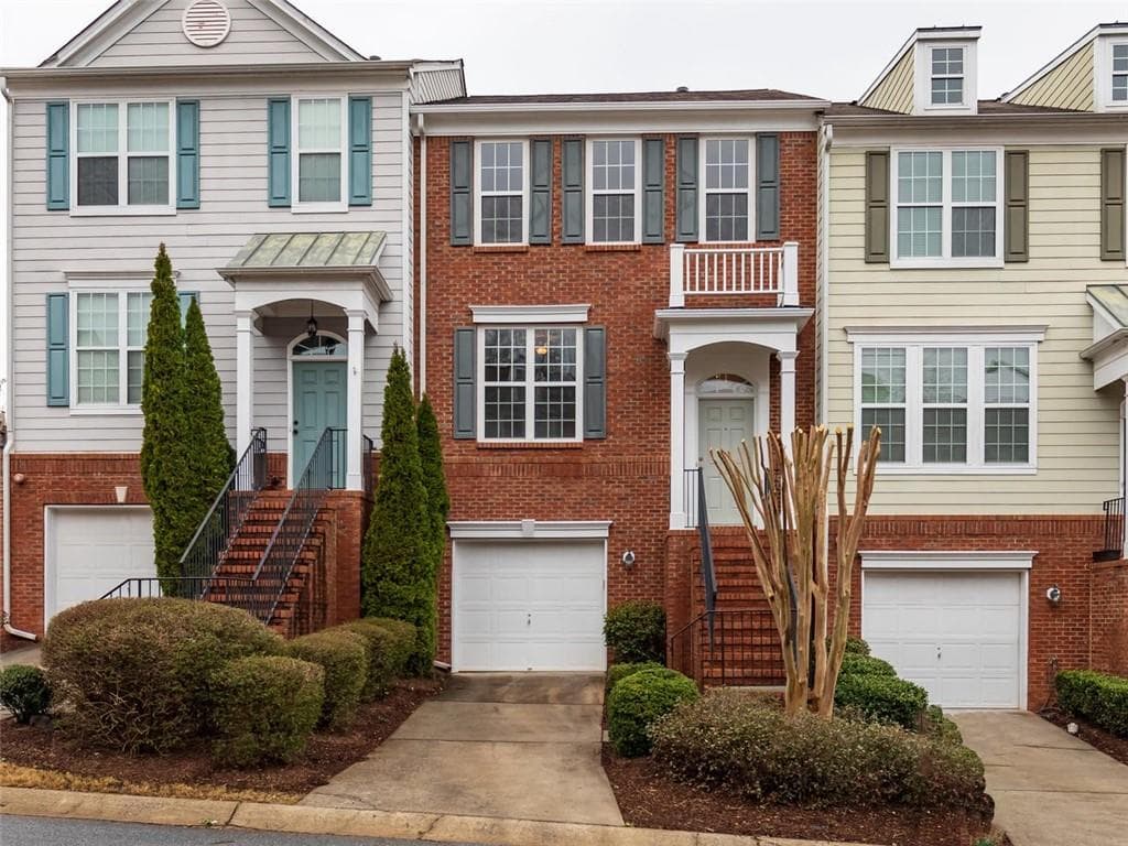3 bedroom, 4 bathroom, 1,914 sq ft townhouse sold at 224 Balaban Circle, Woodstock, GA 30188