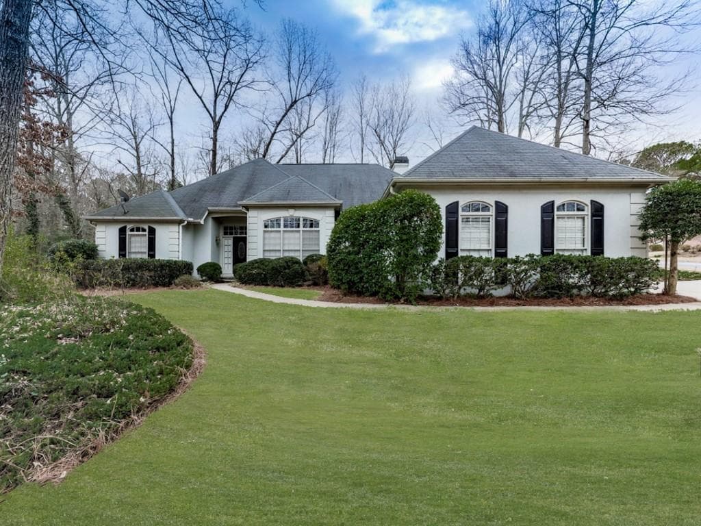 175 Colonial Drive, Woodstock, GA 30189 — most recent listing photo