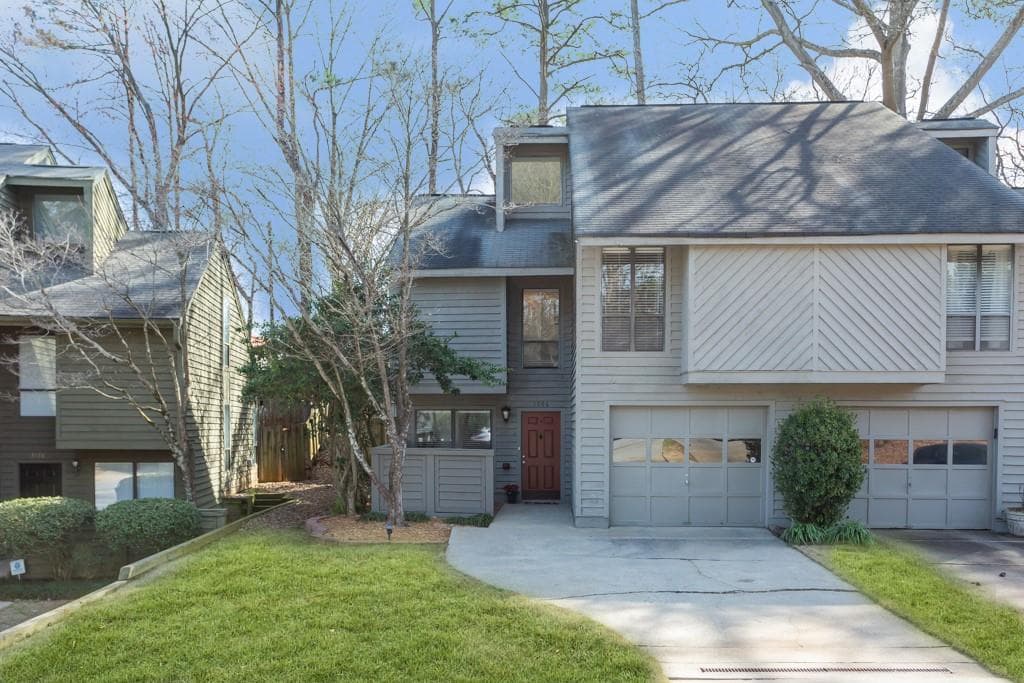 2 bedroom, 2 bathroom, 1,351 sq ft townhouse sold at 1006 CREATWOOD Circle, Smyrna, GA 30080