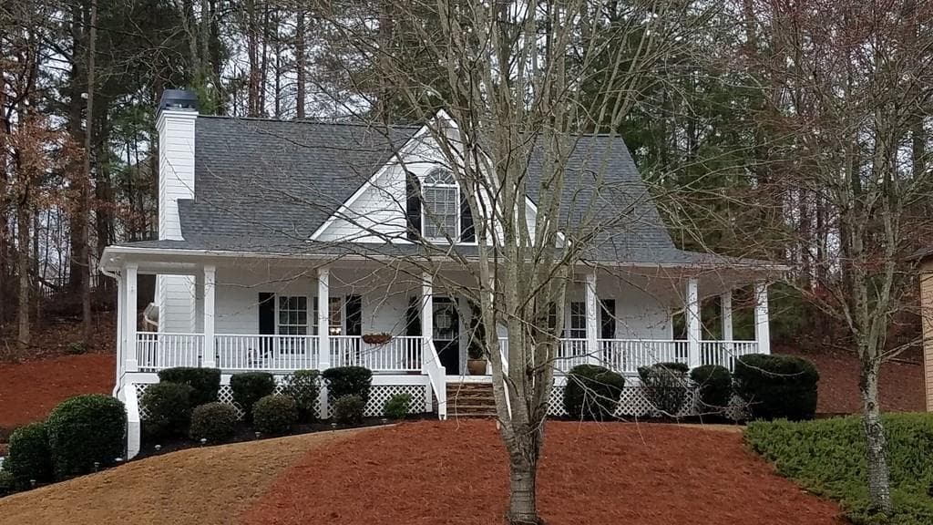 3 bedroom, 4 bathroom, 3,362 sq ft single family residence sold at 512 WISTERIA Drive, Woodstock, GA 30188