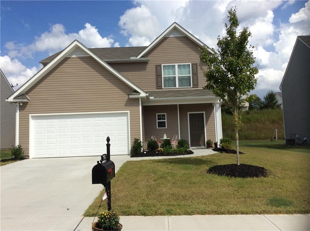 4 bedroom, 3 bathroom, 1,621 sq ft single family residence sold at 68 VALLEY BROOK Court, Dallas, GA 30132
