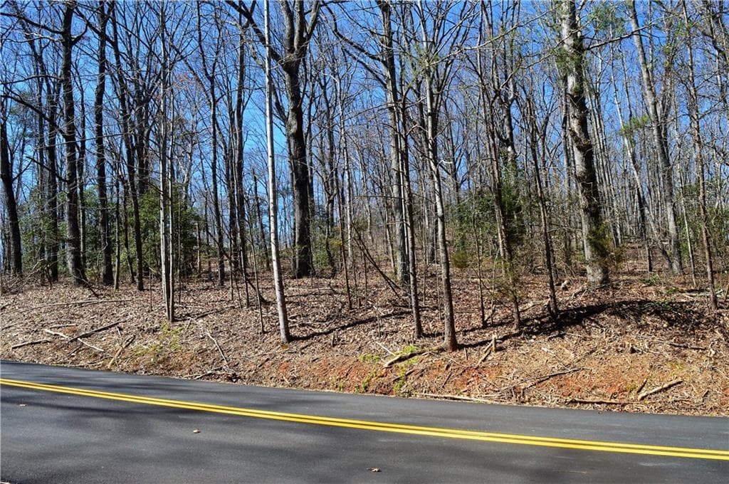 single family residence sold at 5074 Lee Road, Gainesville, GA 30506