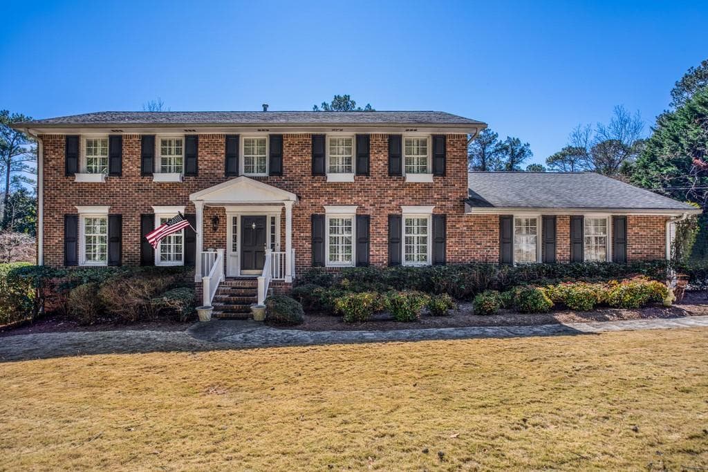 5 bedroom, 4 bathroom, 4,448 sq ft single family residence sold at 3285 Spalding Drive, Atlanta, GA 30350